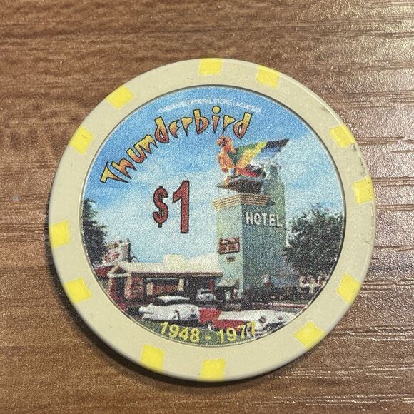 Thunderbird - Lot of *4* Commerative Casino Chips - Las Vegas, Nevada - Picture 6 of 6